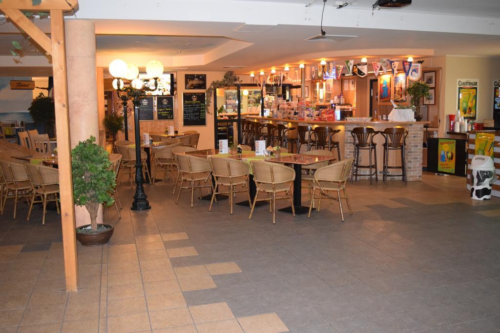 Euroville Jugend- Und Sporthotel Naumburg  Exterior foto