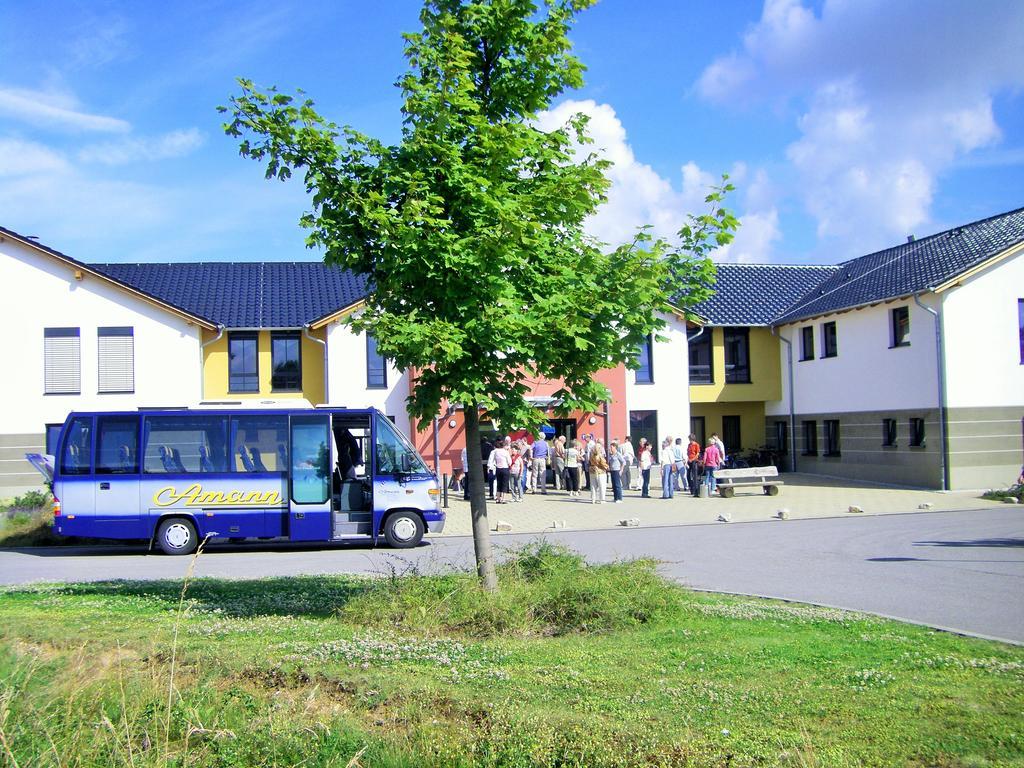 Euroville Jugend- Und Sporthotel Naumburg  Exterior foto