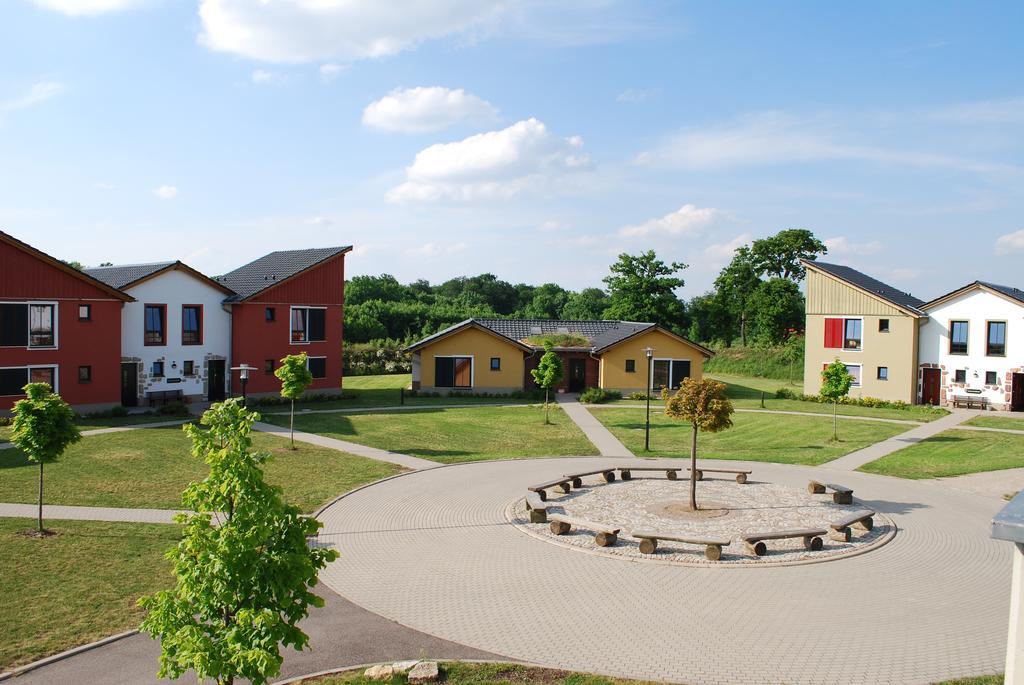 Euroville Jugend- Und Sporthotel Naumburg  Exterior foto