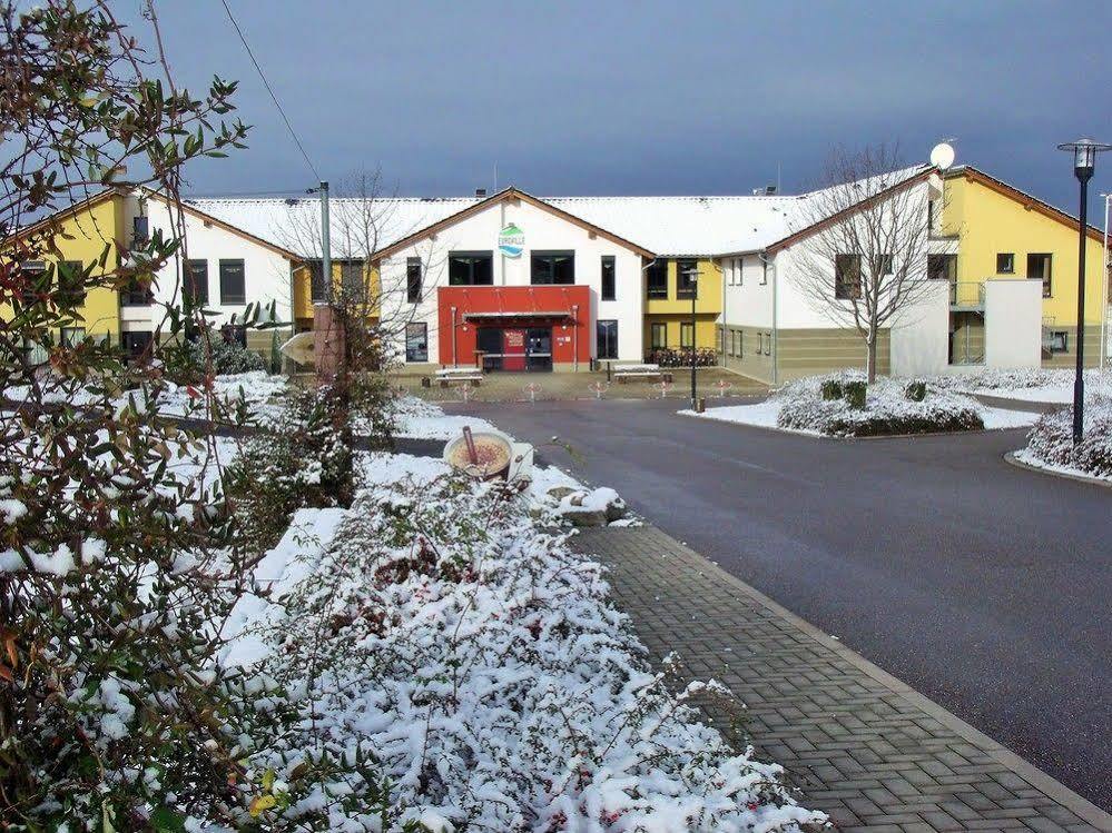 Euroville Jugend- Und Sporthotel Naumburg  Exterior foto